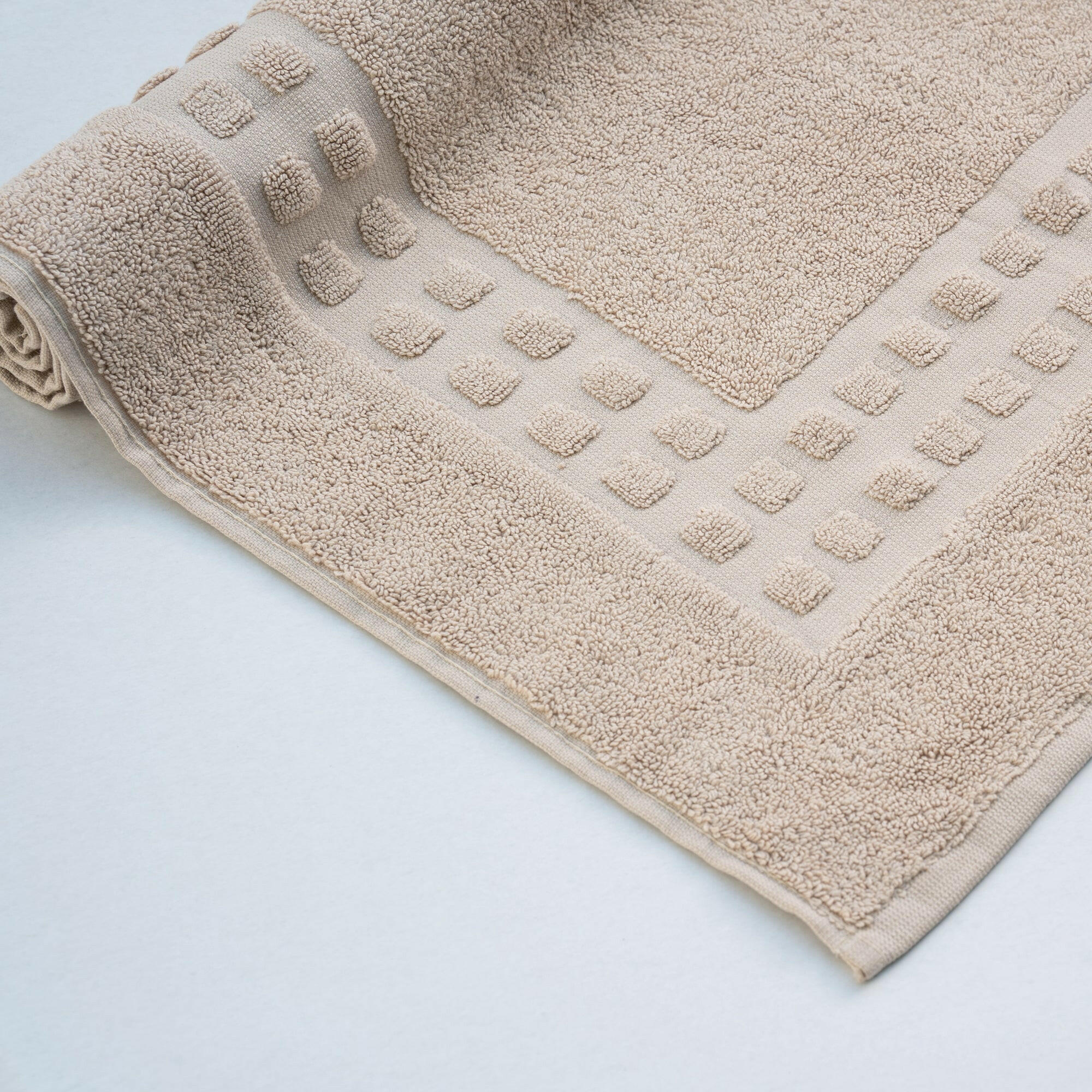 The Linen Company Bath Standard Light Brown Block Bath Mat