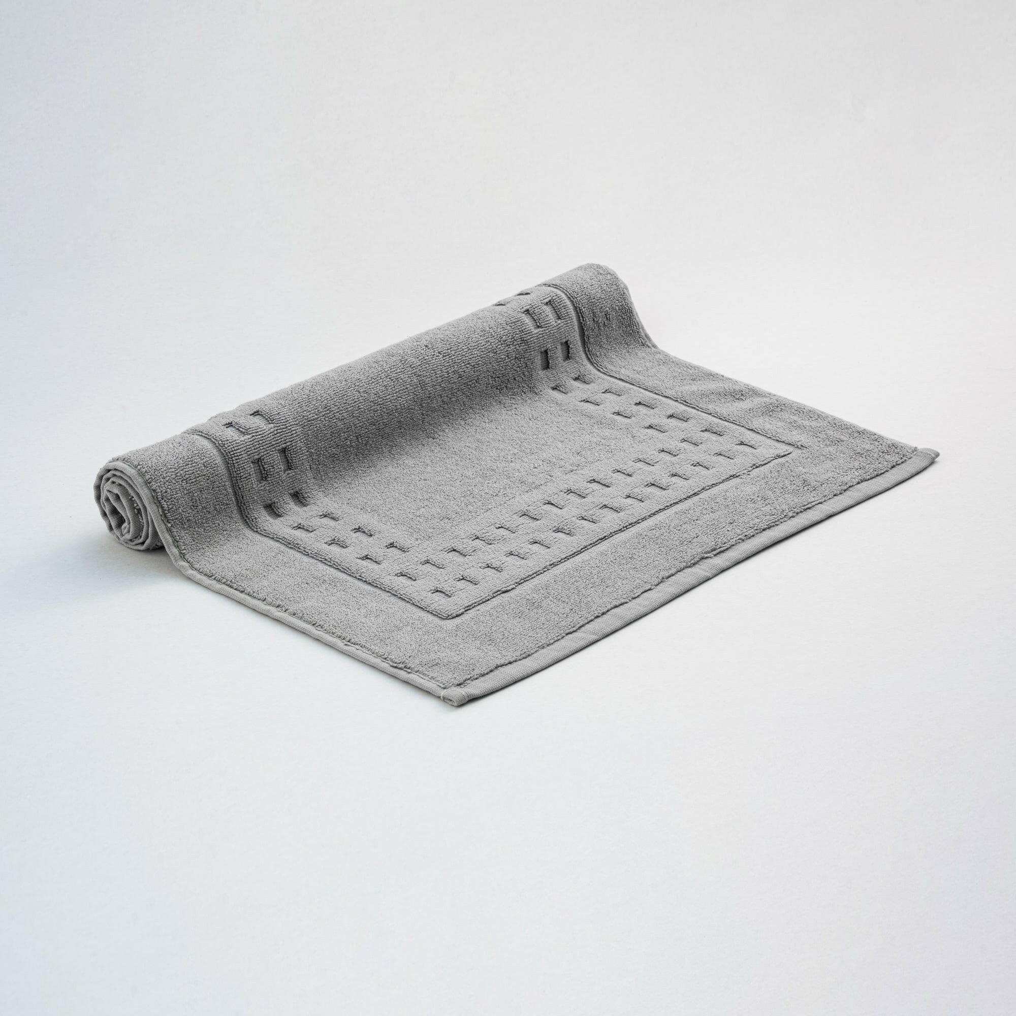 The Linen Company Bath Standard Light Grey Block Bath Mat