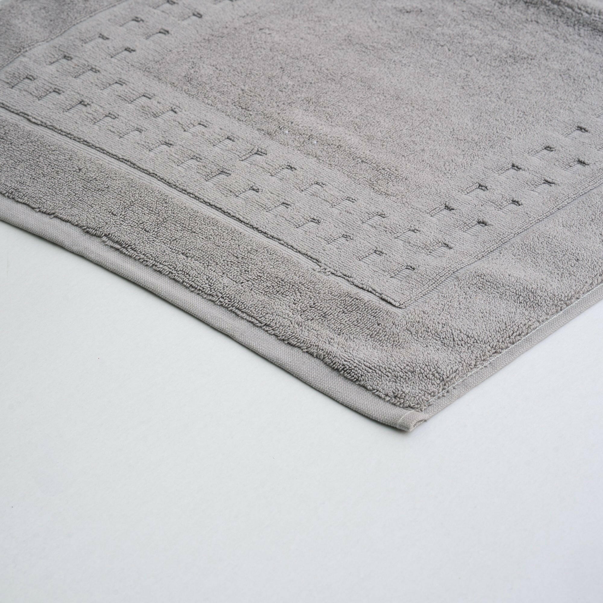 The Linen Company Bath Standard Light Grey Block Bath Mat
