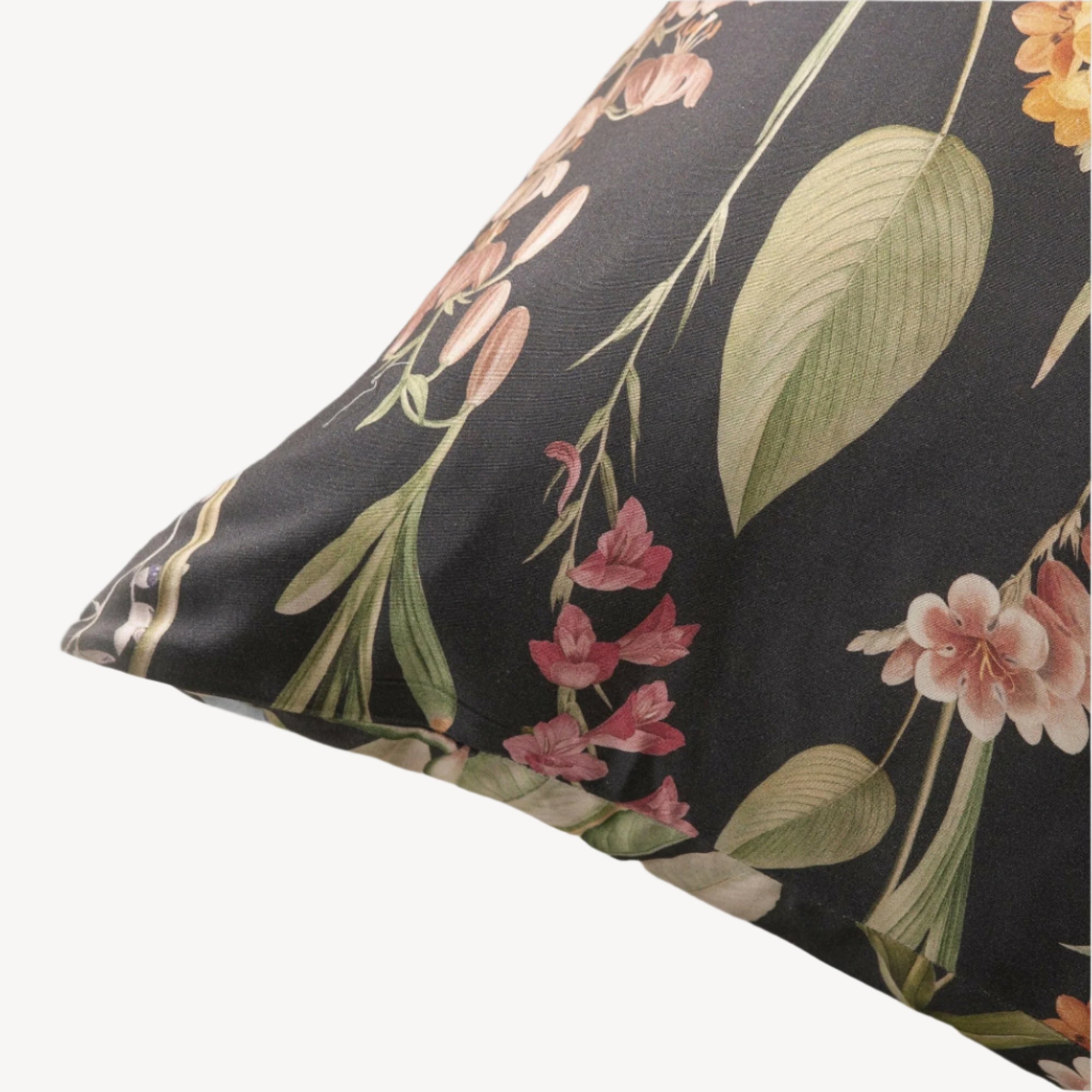 Winter Whisper Pillowcases - THE LINEN COMPANY