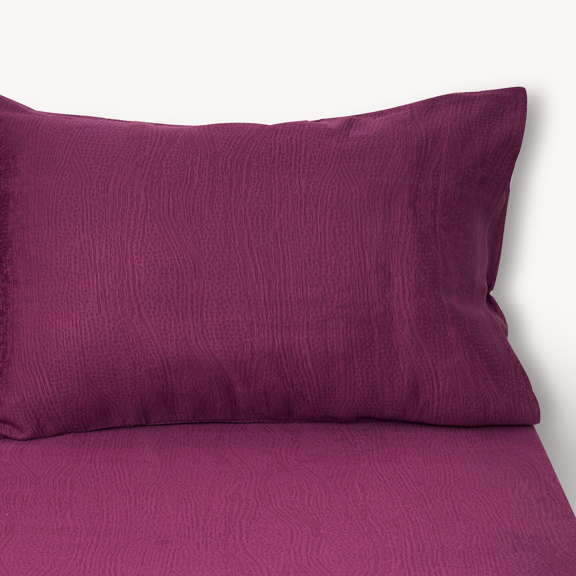 Royal Purple Jacquard Bed Sheet Set