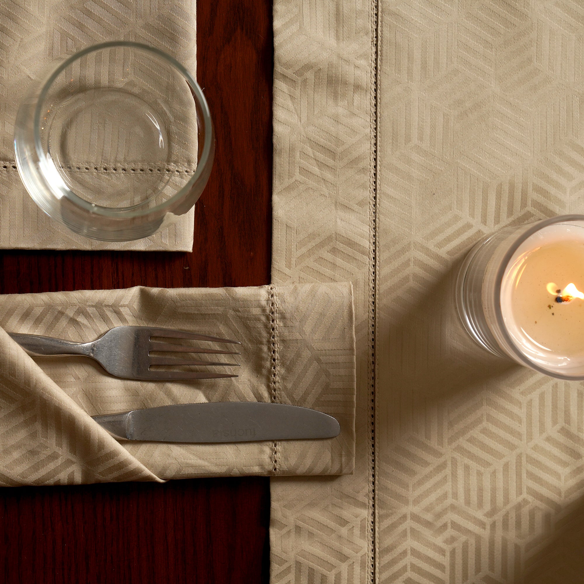 Taupe Jacquard Table Runner Luxe-Edition