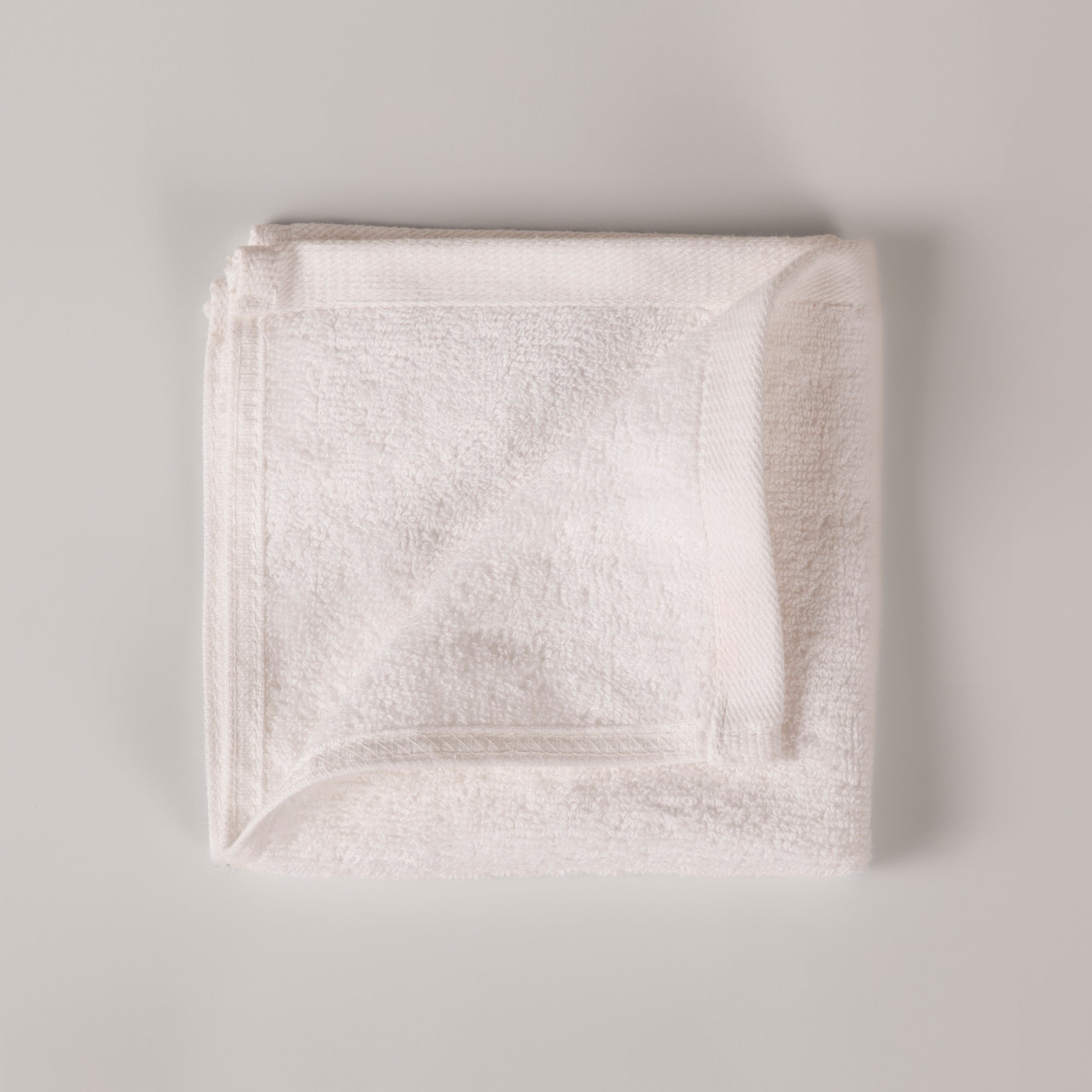 The Linen Company Accessories White Plain Hand Towel