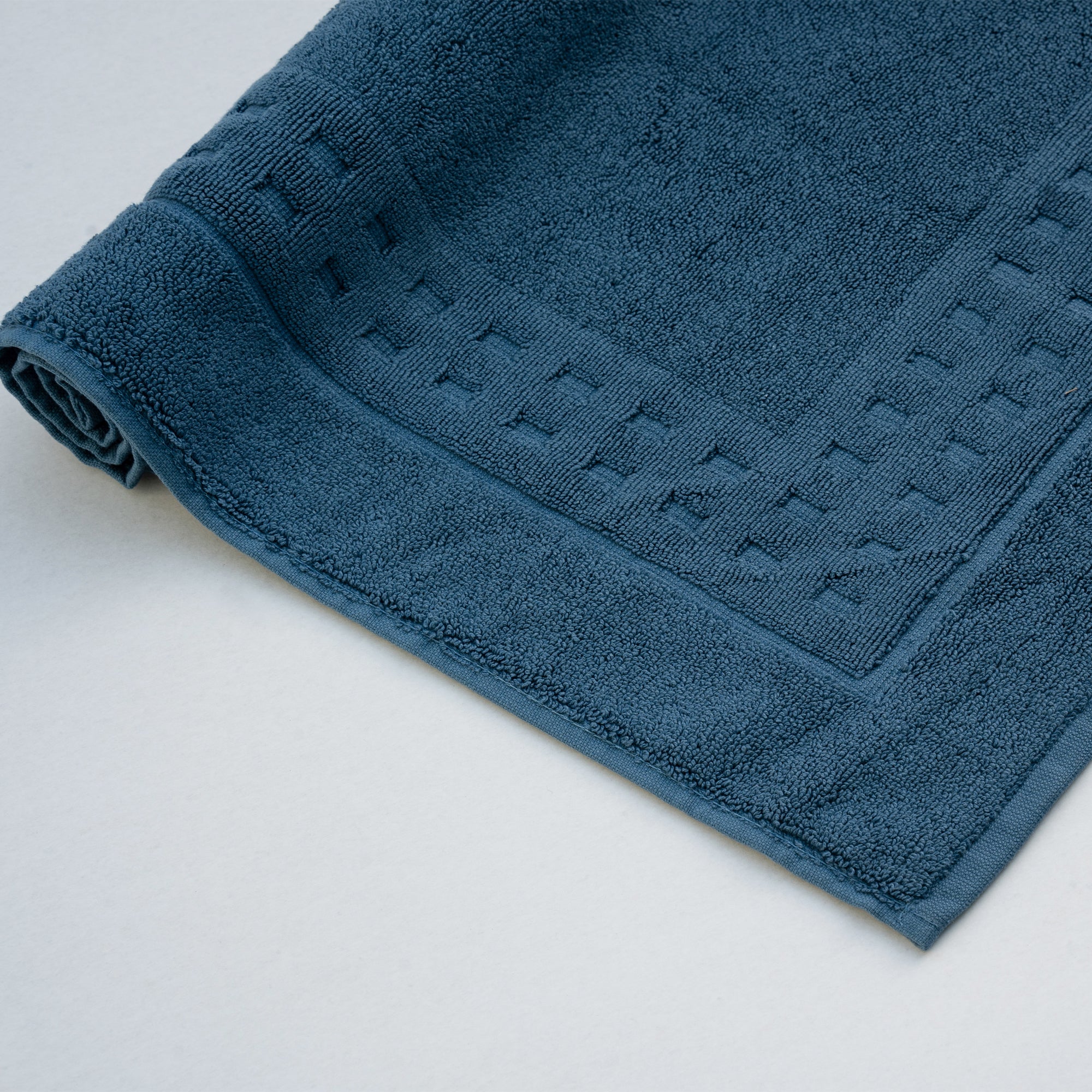 The Linen Company Bath Standard Blue Block Bath Mat