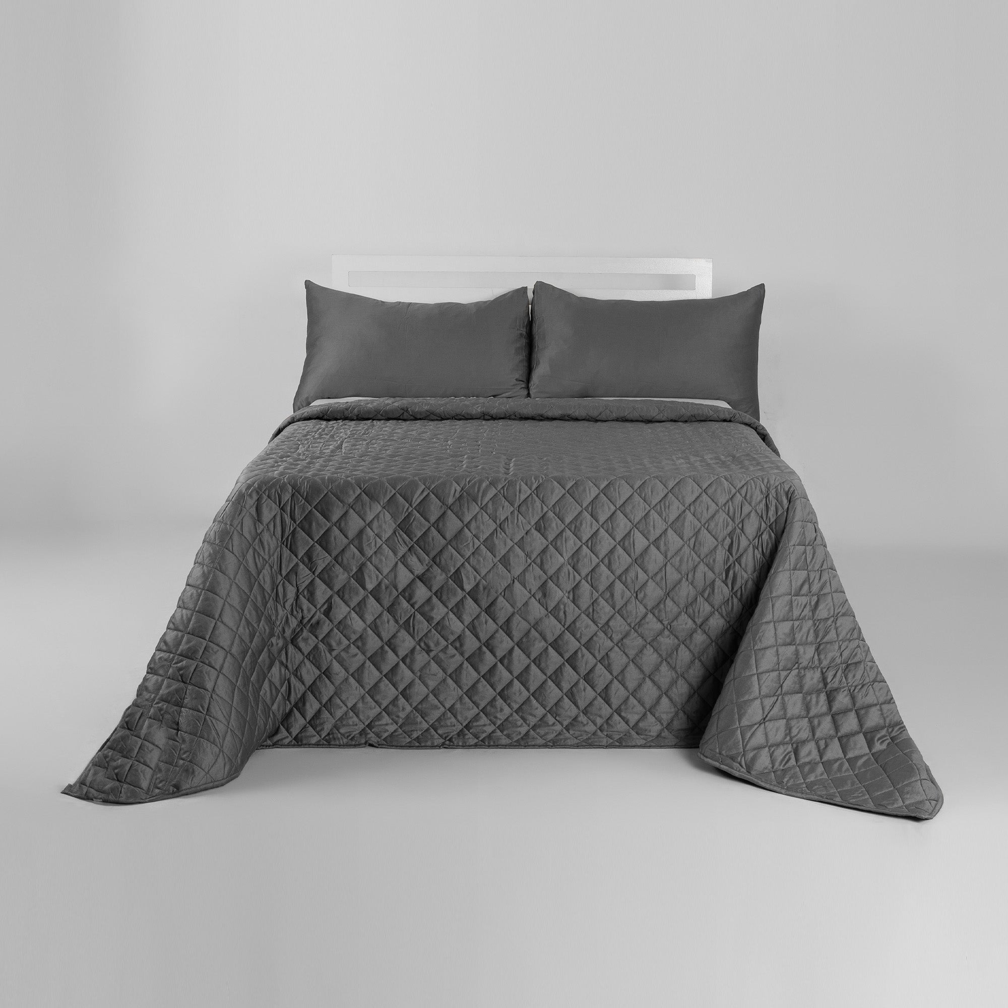 The Linen Company Bedding King Steel Quilted Bedspread Set