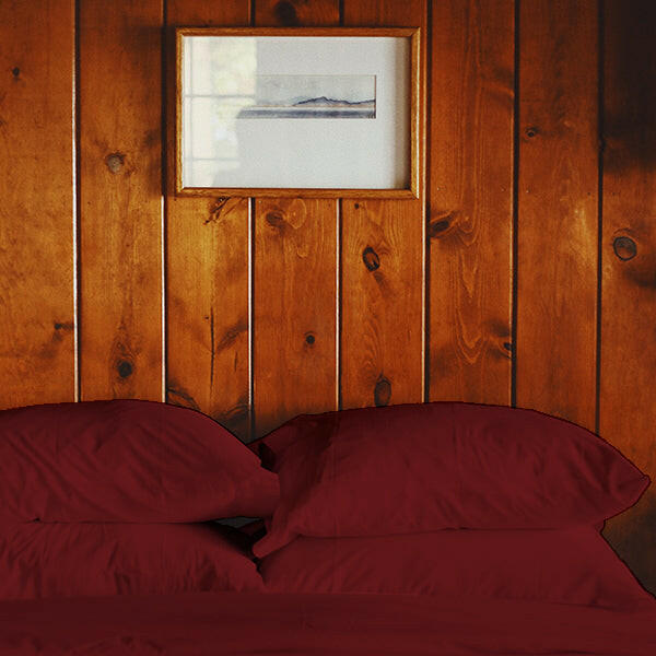The Linen Company Bedding Maroon Solid Bed Sheet Set