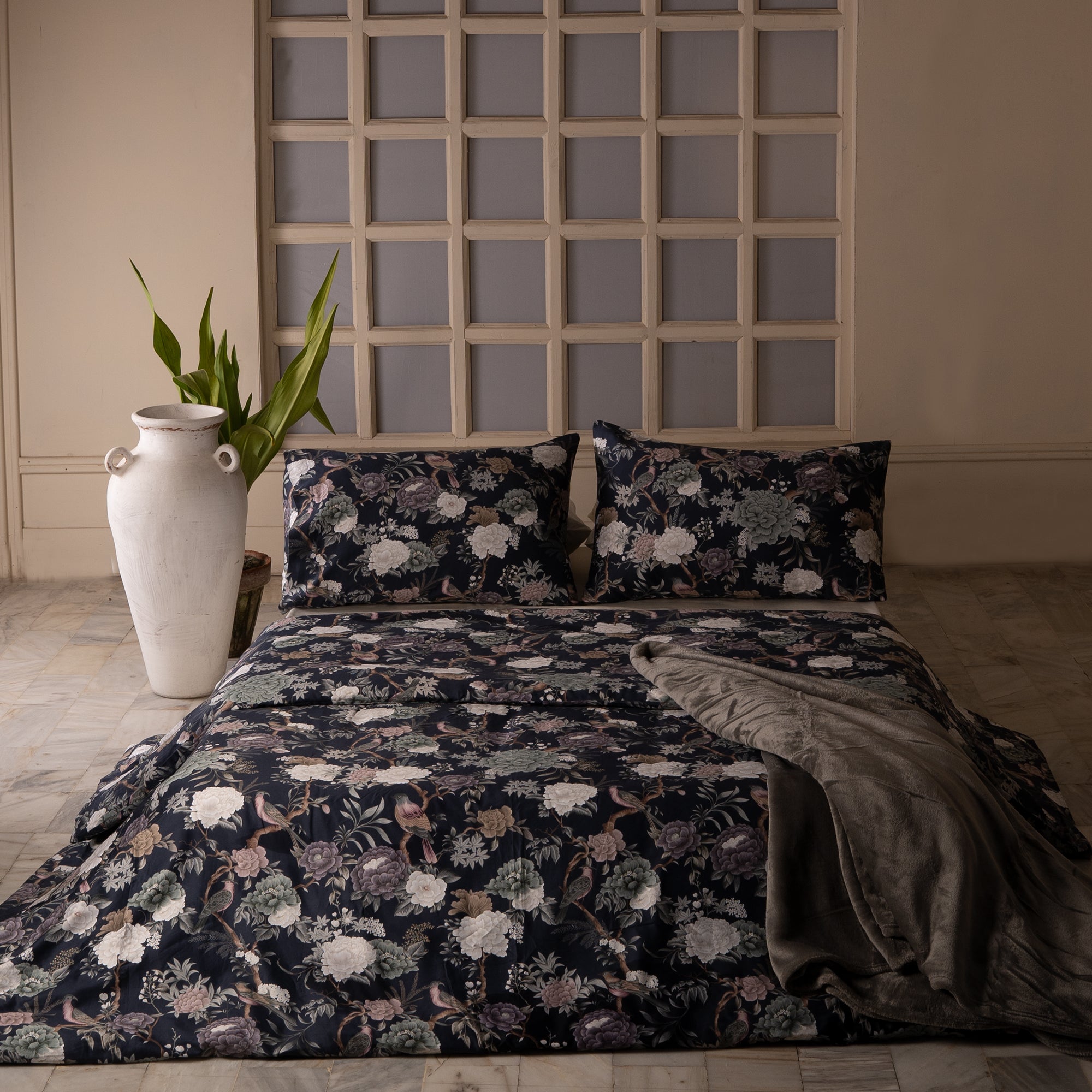 The Linen Company Bedding Moonflower Duvet Cover Set