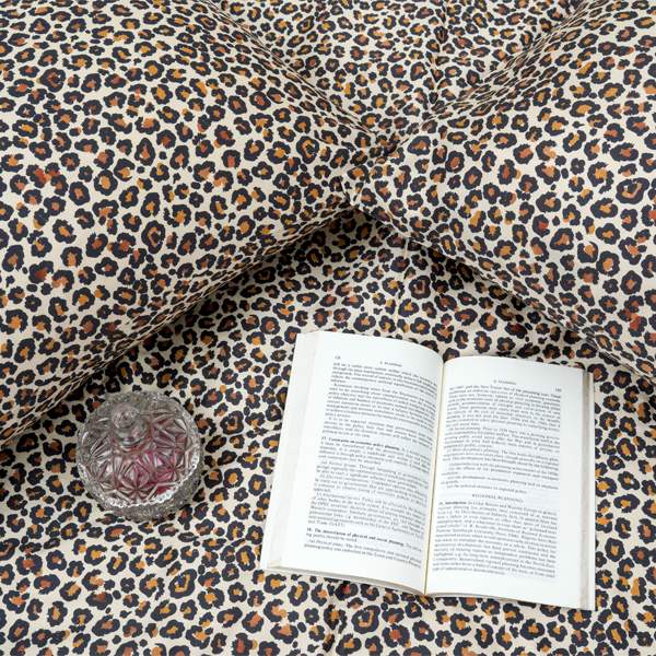 The Linen Company Bedding Queen Cheetah Duvet Cover Set