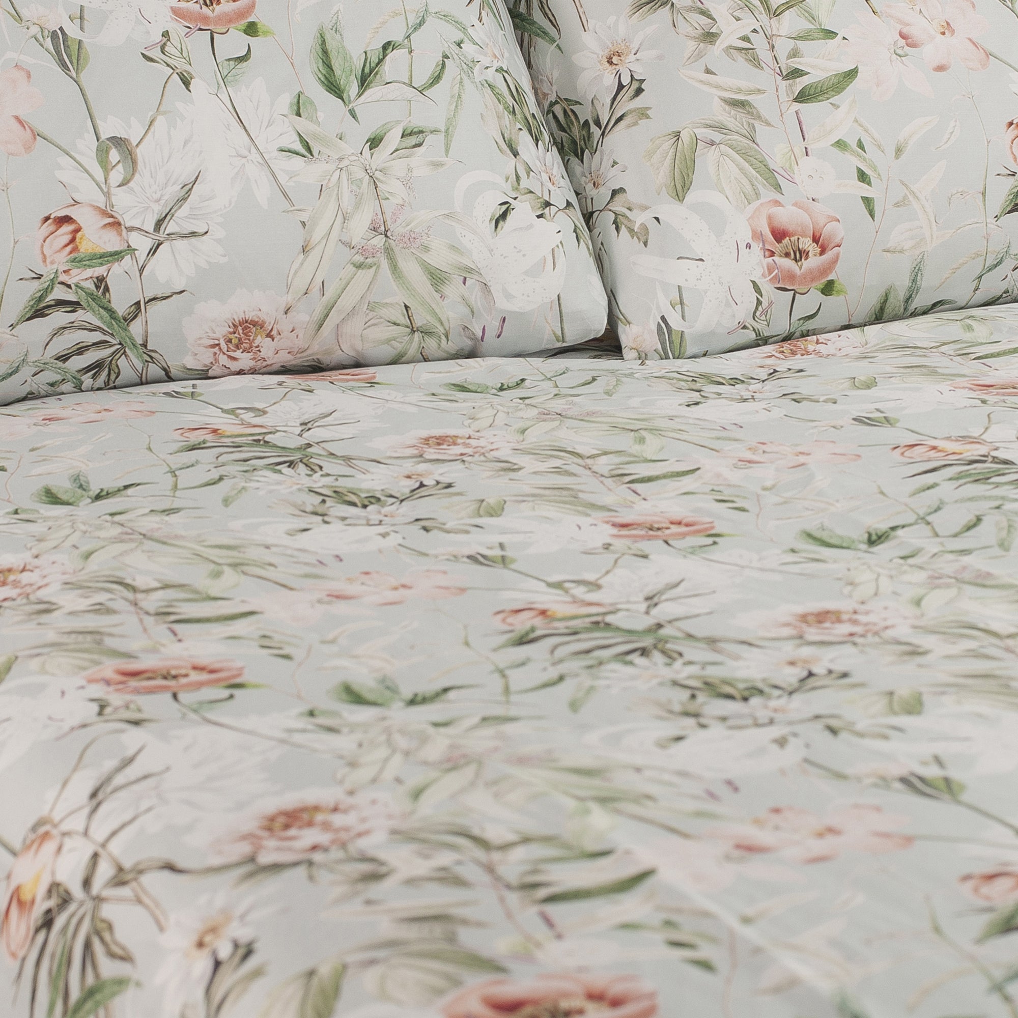 The Linen Company Bedding Queen Summer Mirage Bed Sheet Set
