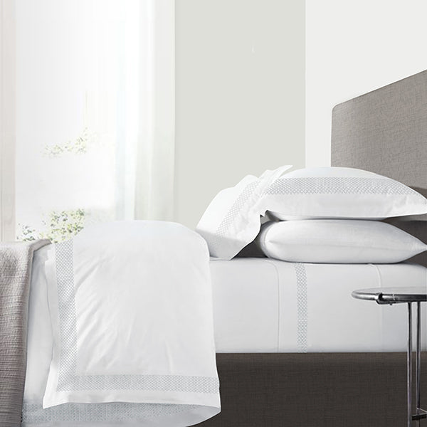 The Linen Company Bedding Queen White 750 Supima Wood Work Duvet Cover Set