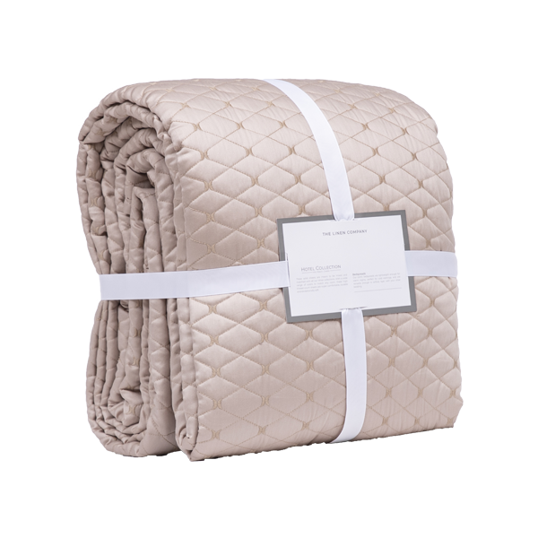 The Linen Company Bedding Standard Ivory Honeycomb Hotel Bedspread