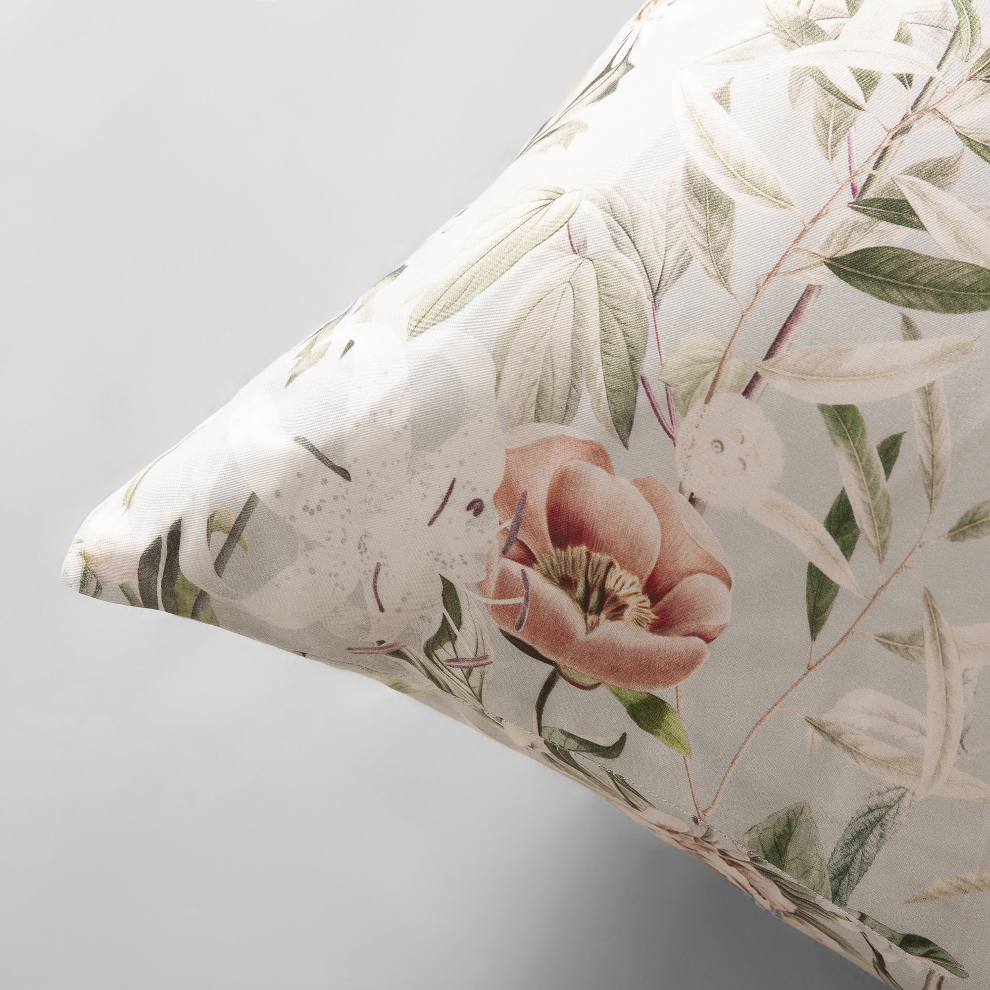 The Linen Company Bedding Standard Summer Mirage Pillowcases
